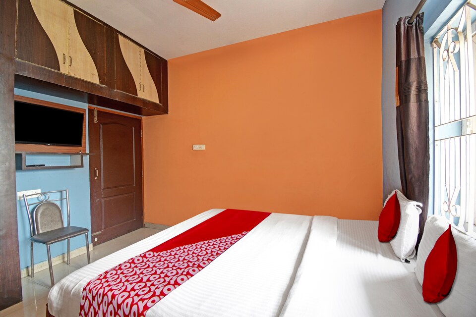 OYO Flagship Maa Home Residency, Chandrasekharpur, Bhubaneswar