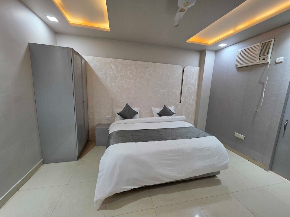 Hotel O Abhinandan & Party Lawn, IIT Kanpur, Kanpur