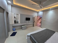 Hotel O Abhinandan & Party Lawn