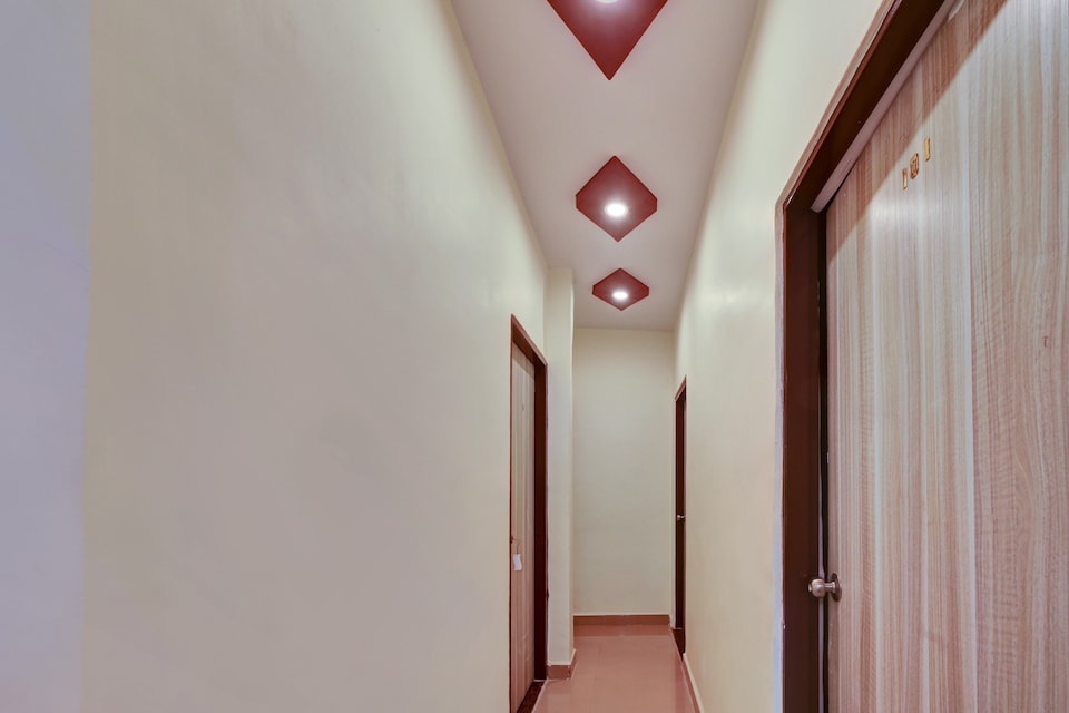 Hotel O AIIMS Bhopal Formerly Iceland Palace, MP Nagar Bhopal, Bhopal