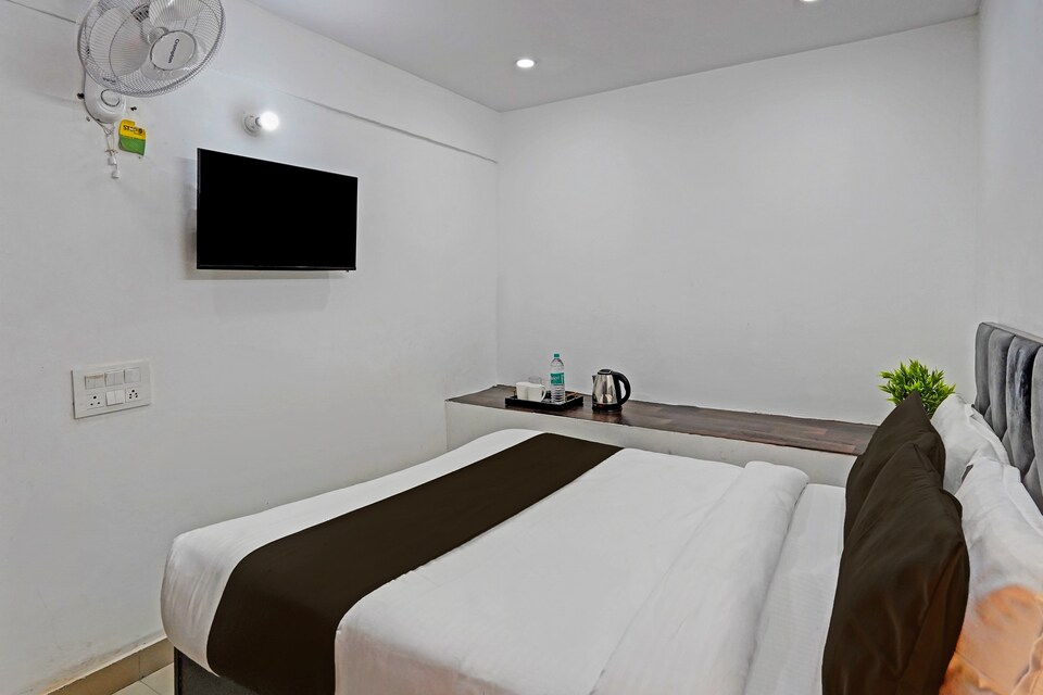 OYO Homes Komfy Stayz, Rajpur Road Dehradun, Dehradun