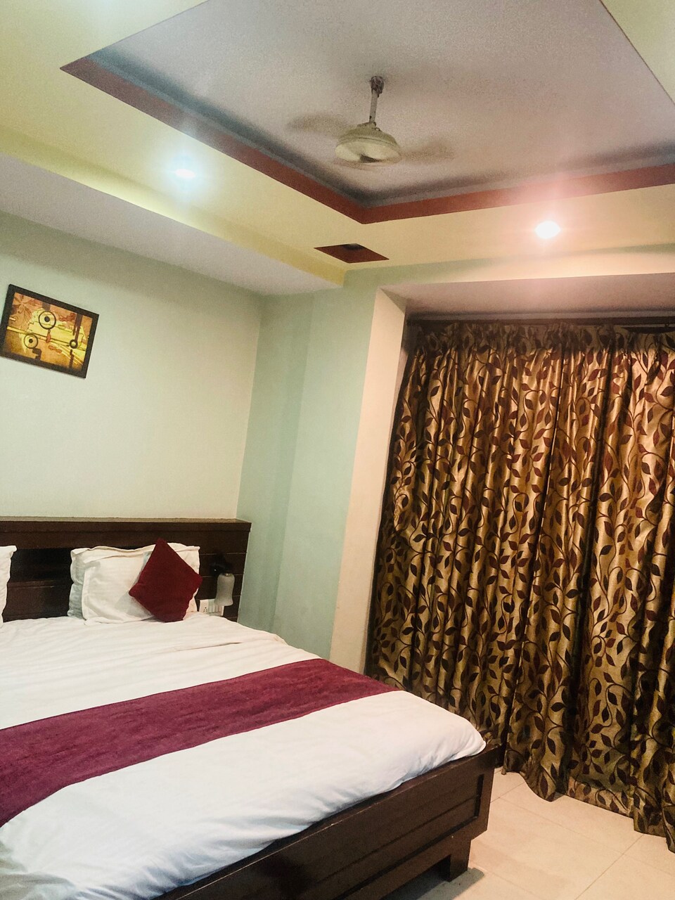 POP 81475B hotel mahima palace, C Scheme Jaipur, Jaipur