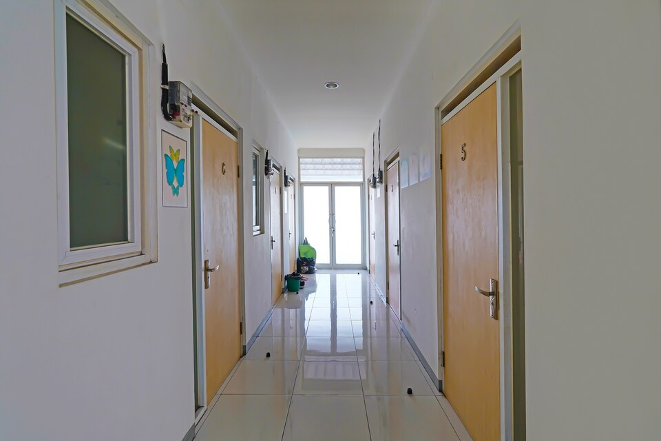 OYO Life 92694 Kost Nino, Setiabudi Bandung, Bandung