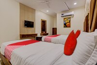 Hotel O RR
