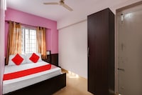 Hotel O Gayathri Lodging & Boarding