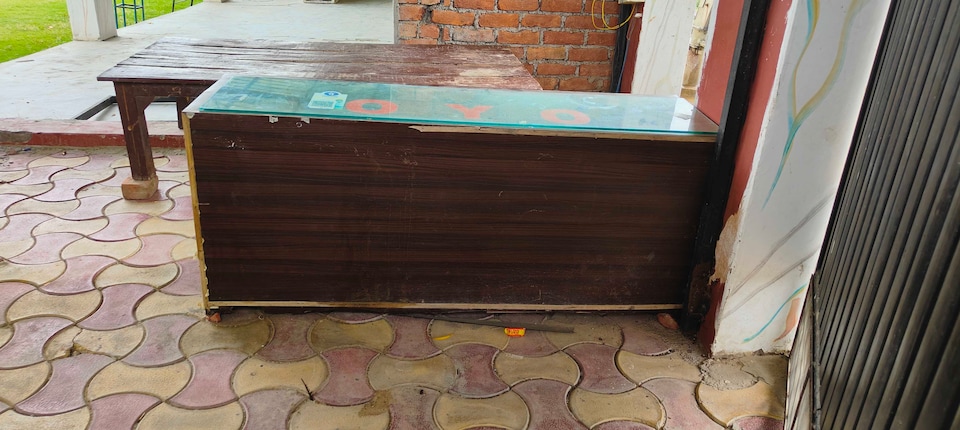 SPOT ON 814860 Hotel R, Charbagh Lucknow, Lucknow