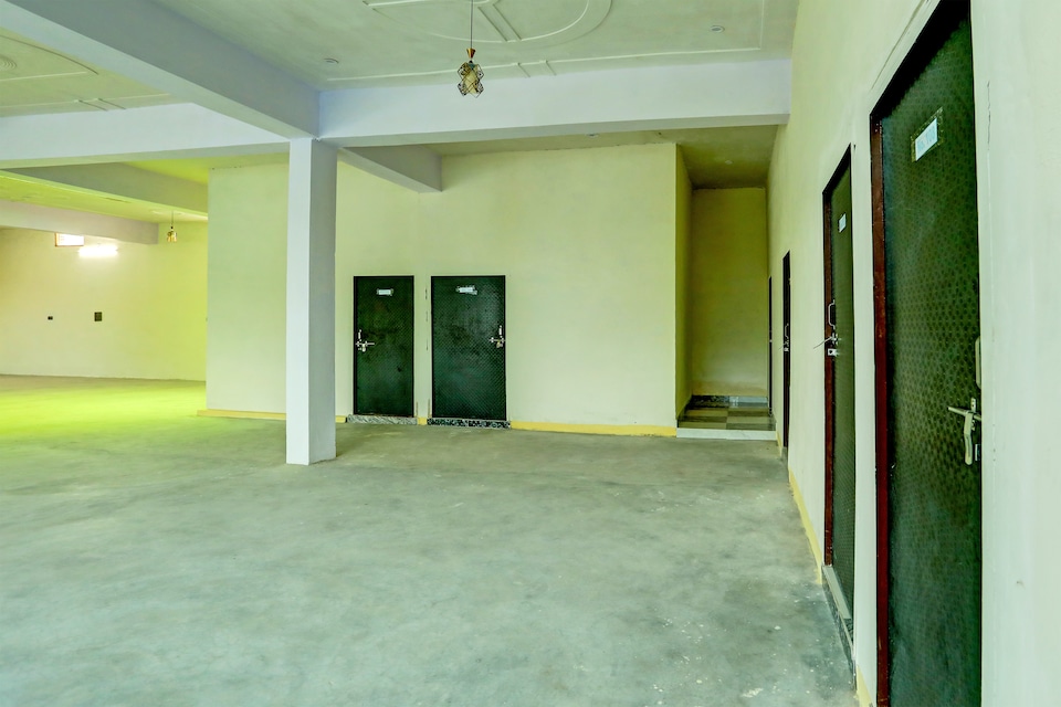 OYO 814903 kunj bihari resort, Aligarh, Aligarh