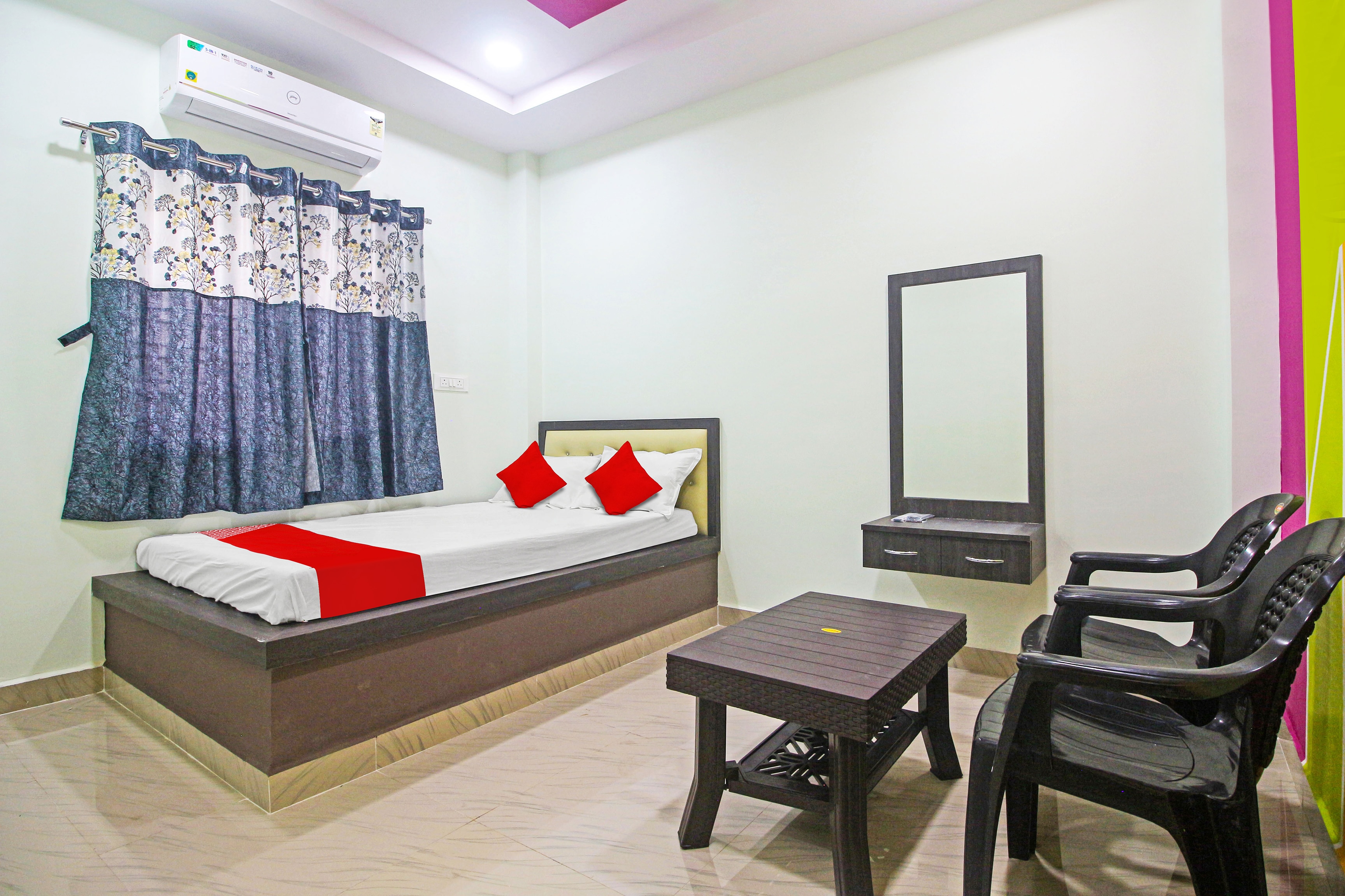oyo flagship hotel 69 stays