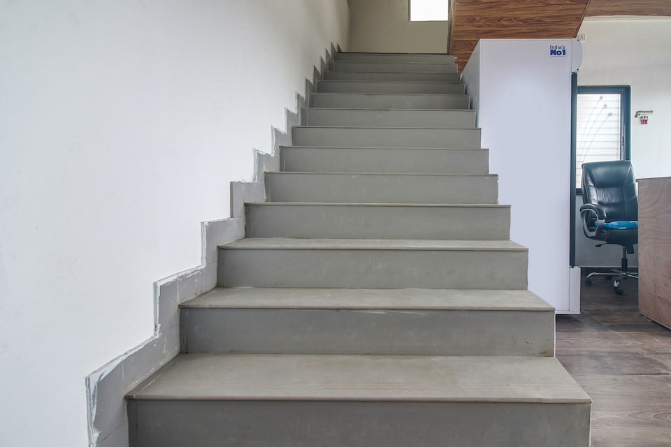 Hotel O Goyal Inn, Bus Stand Nagpur, Nagpur