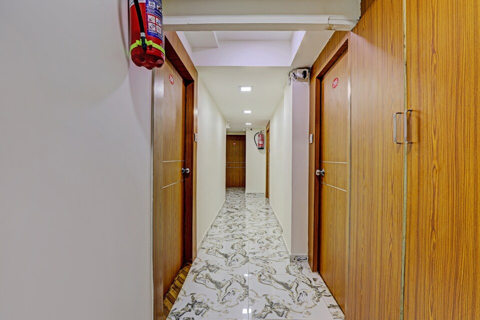 Hotel O Previliege View, Ashram Road Ahmedabad, Ahmedabad