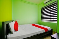 OYO Flagship Hotel Cochin Paradise