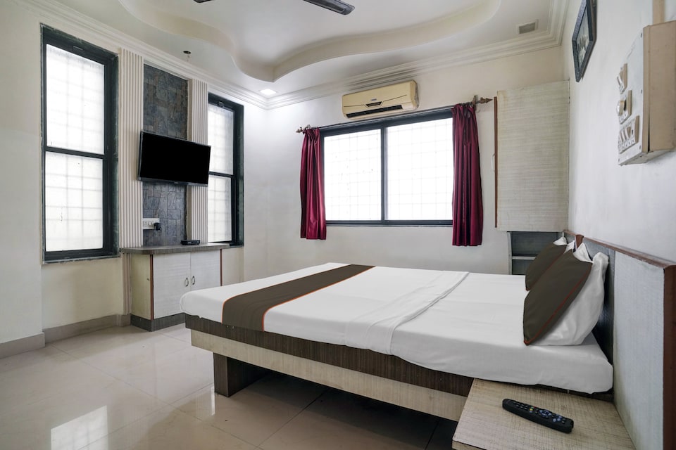 Collection O Hotel Atharva Lodging And Boarding, Pimpri Pune, Pune