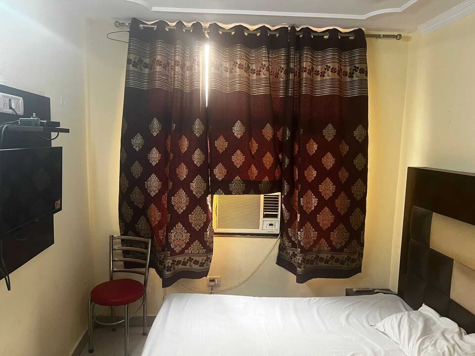 POP 81507F Hotel Classic Palace, Paharganj Delhi, Delhi