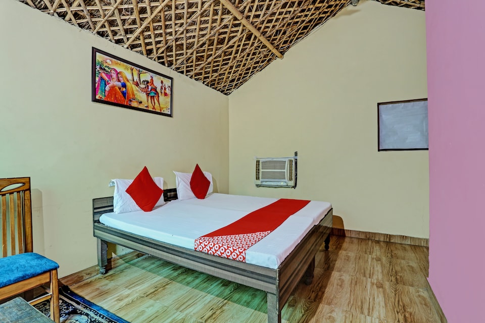 POP 81507J Village Masti Farmhouse, Sohna Road, Gurgaon