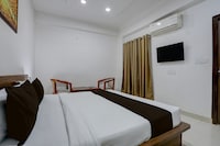 Super OYO Townhouse Gomti Nagar Sector 1 Formerly The Gahmar Inn