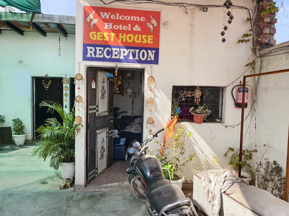 Hotel O Welcome, Okhla Jasola Delhi, Delhi