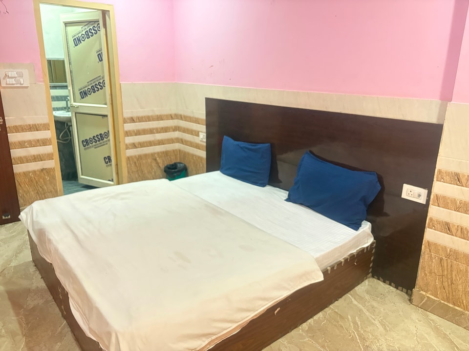 Hotel O Welcome, Okhla Jasola Delhi, Delhi