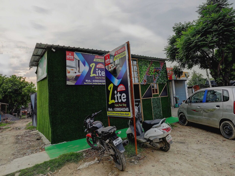 OYO Hotel The Lite, Aligarh, Aligarh