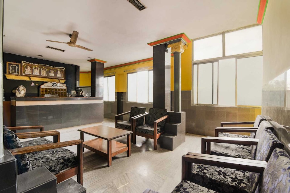 OYO Hotel Karthik International, Nellore Bus Station, Nellore