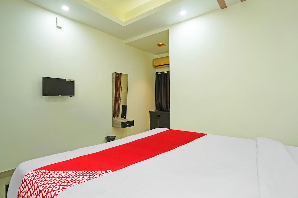Hotel O Sun Shine Inn, Airport Road - Raipur, Raipur