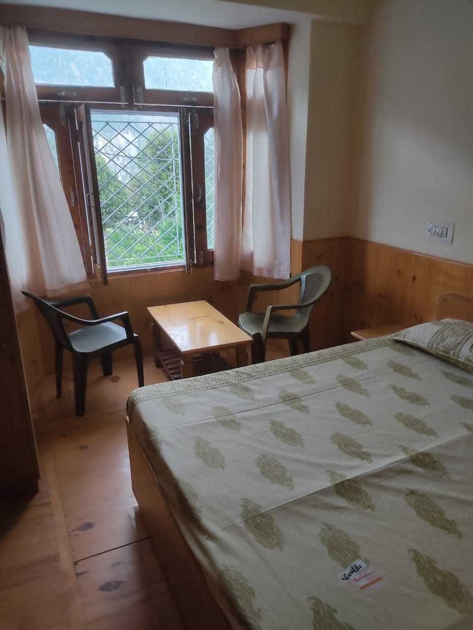Hotel O Apple Resort, Kalpa, Kinnaur