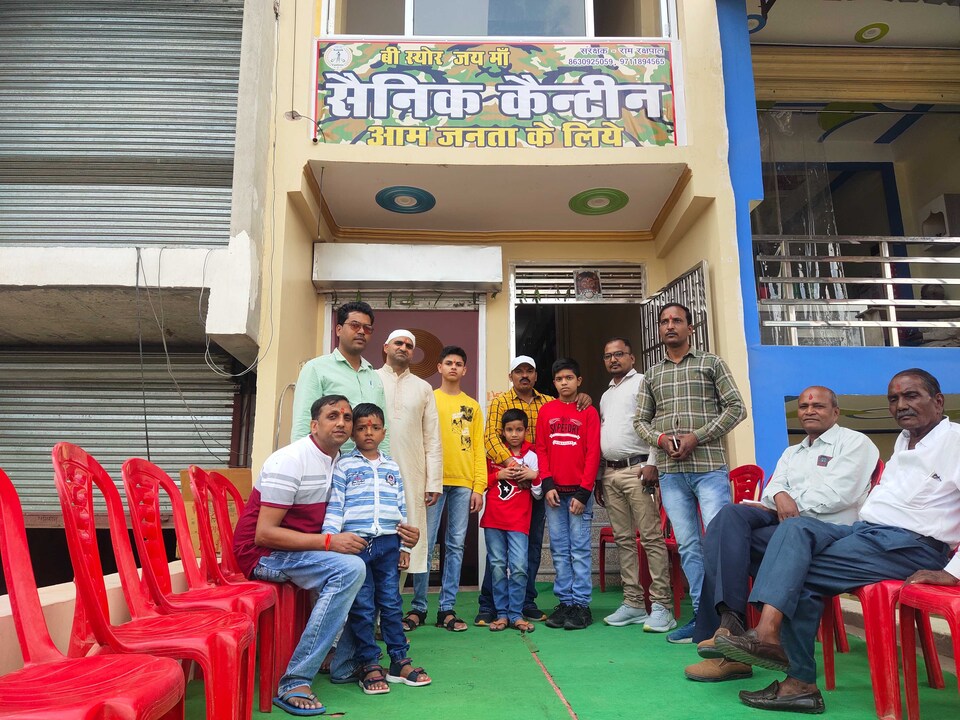 POP 81516A Pal Mini Mart, Opposite Shriram Marriage Hall, Mainpuri, Mainpuri