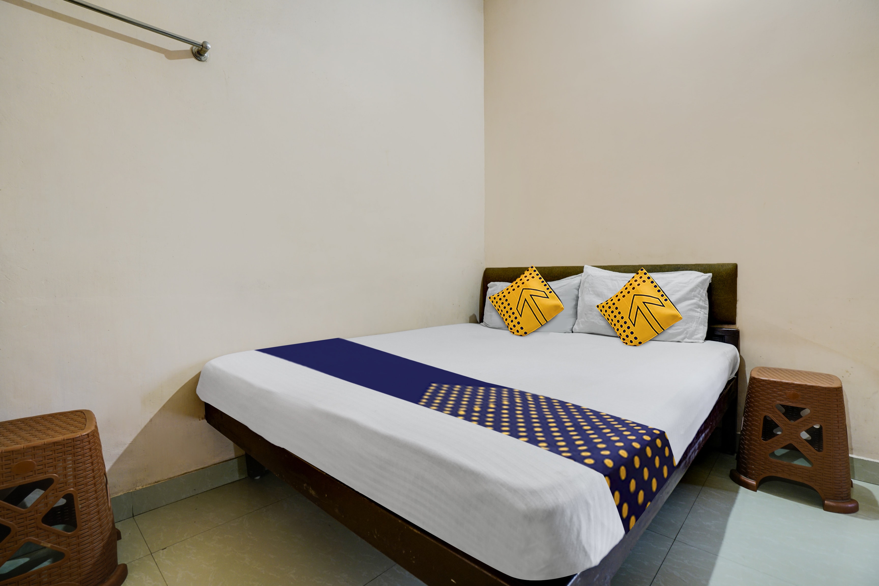 OYO Hotel Chottanikkara Tourist Home, Home Kochi, Book @ ₹620 - OYO