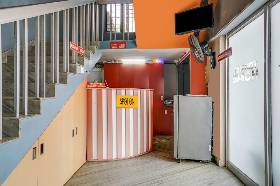 Hotel O Chottanikkara Tourist Home, Vytilla Kochi, Kochi