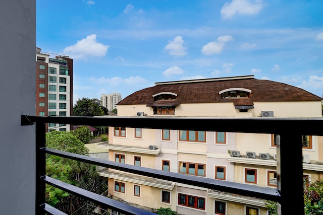 Hotel O near Cilandak Town Square formerly Sultan Residence Syariah