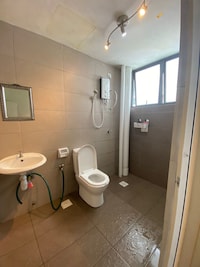 POP 90807 D's Zyppo1 Entire Homestay 