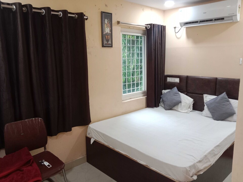 POP 81522A Manikanta Palace , Secunderabad, हैदराबाद