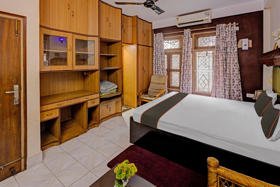 Collection O Puhor, Ganeshguri Guwahati, Guwahati