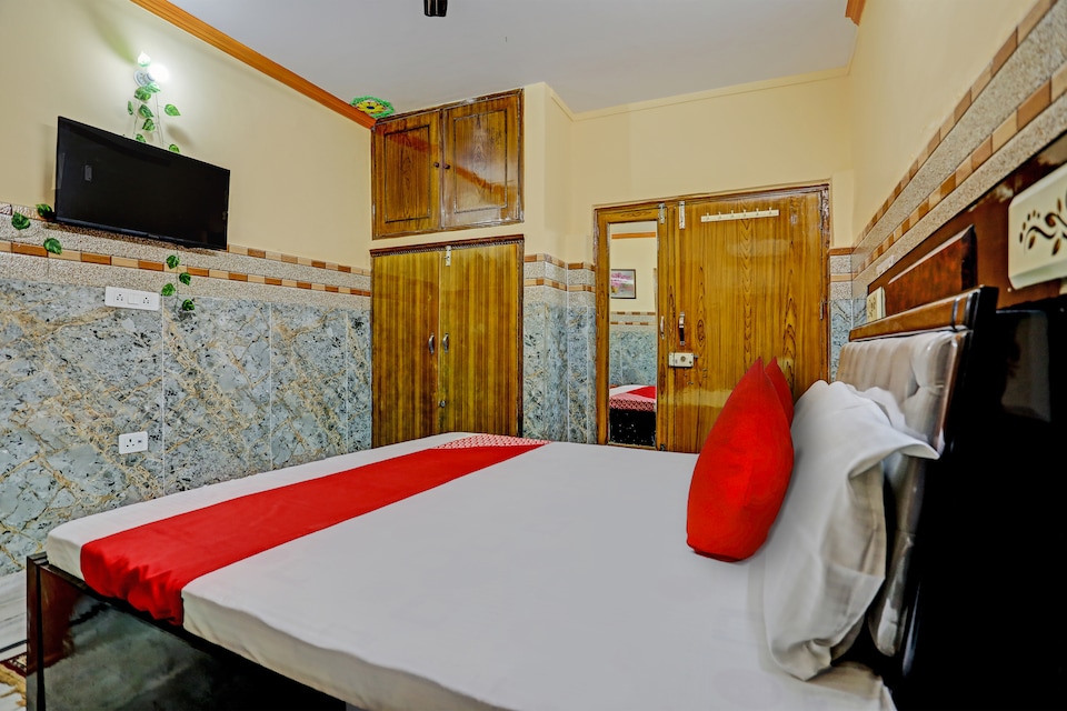 OYO Flagship River Rest Guest House, Civil Lines Bareilly, Bareilly