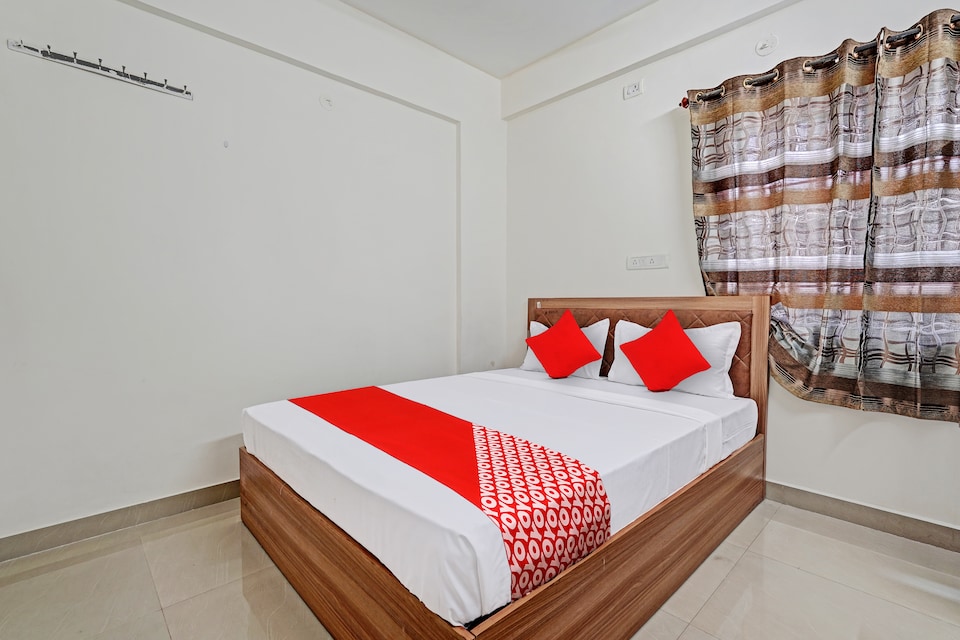 OYO Flagship Nick's Marian Suites Near Kammanahalli Signal , Kalyan Nagar Bangalore, Bangalore