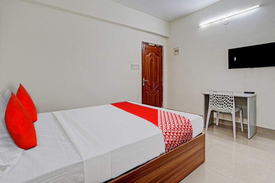 OYO Flagship Nick's Marian Suites Near Kammanahalli Signal , Kalyan Nagar Bangalore, Bangalore