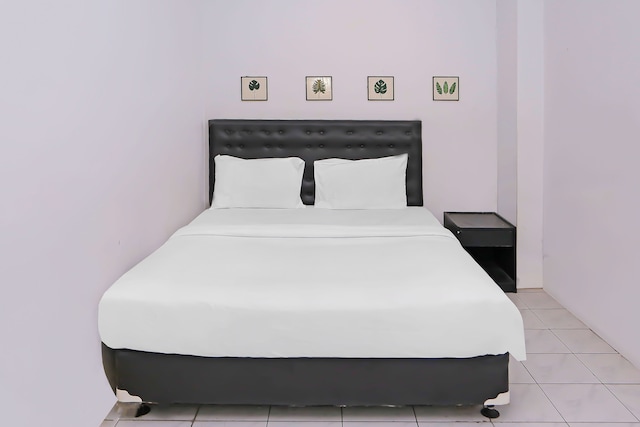 Collection O 92739 Hotel Pintu Besar Near Pancoran ChinaTown Point