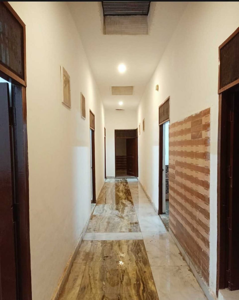 OYO 815259 Hotel Hari, Surathkal, Surathkal