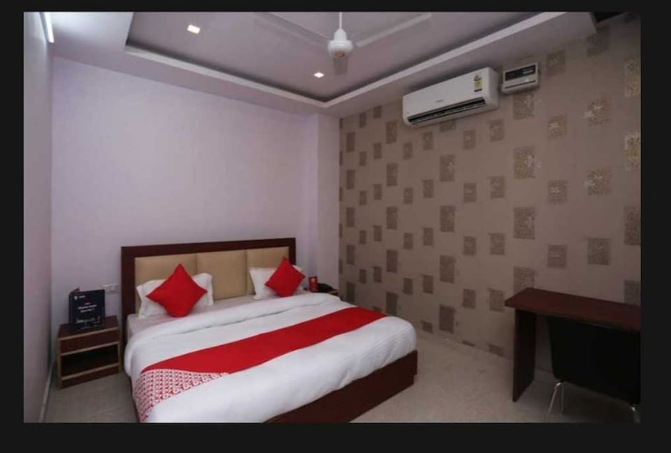 OYO 815259 Hotel Hari, Surathkal, Surathkal