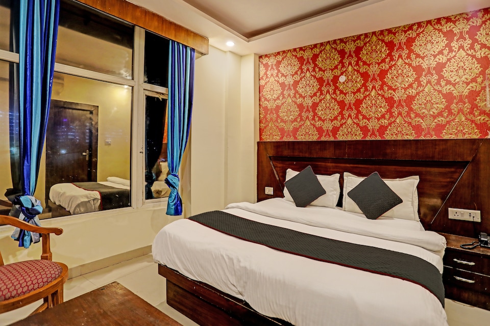 Collection O Paradise Pearl Hotel, Noida City, Noida