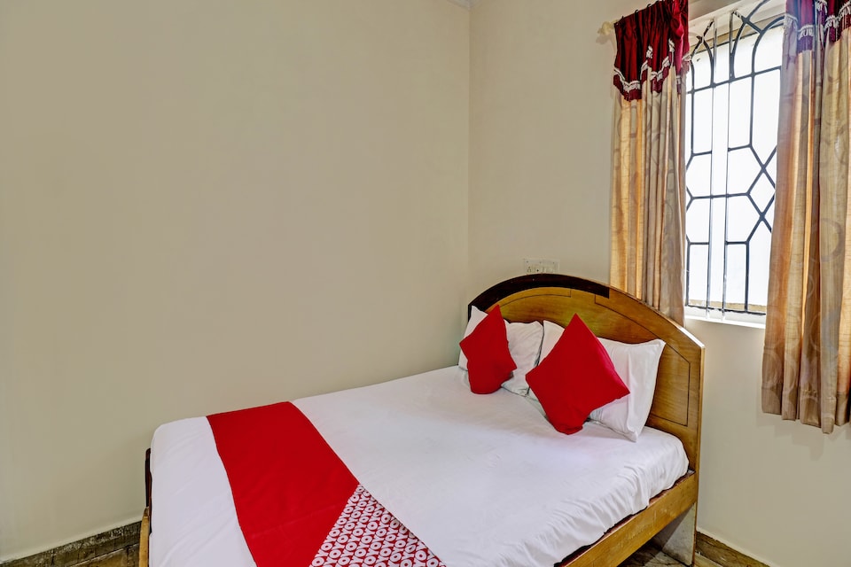 Hotel O Unathi Boarding And Loadging, Nagarbhavi Bangalore, Bangalore