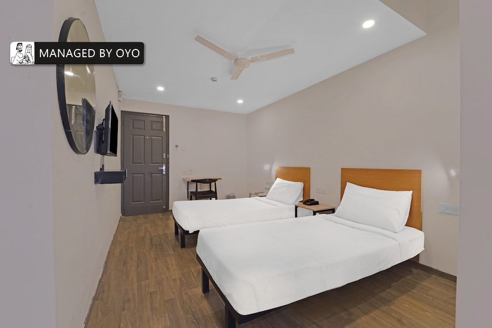 Super Townhouse OMR Perungudi, Townhouse Chennai, Book ₹1374 OYO