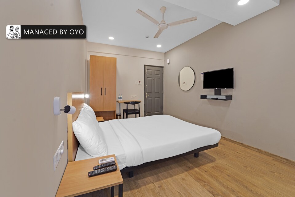 Super Townhouse OMR Perungudi, Townhouse Chennai, Book ₹1696 OYO