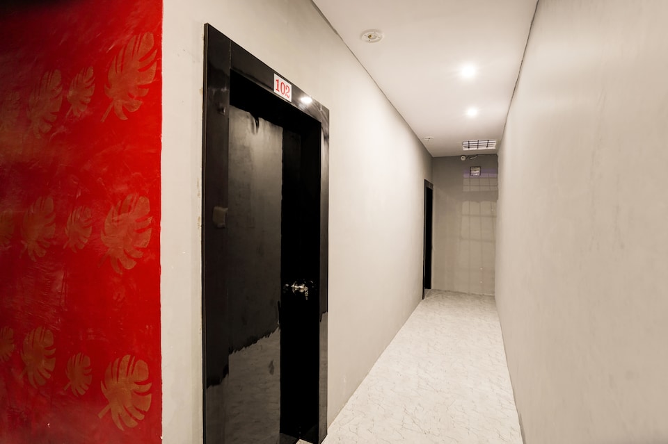 SPOT ON Happy Times Hotel, Bulandshahr, Bulandshahr