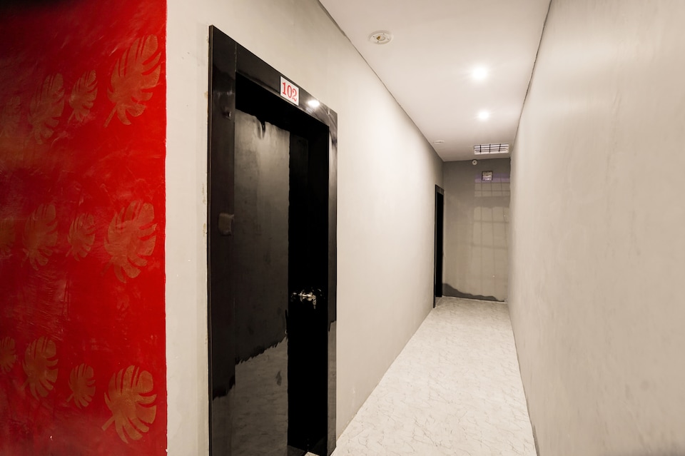 SPOT ON Happy Times Hotel, Bulandshahr, Bulandshahr