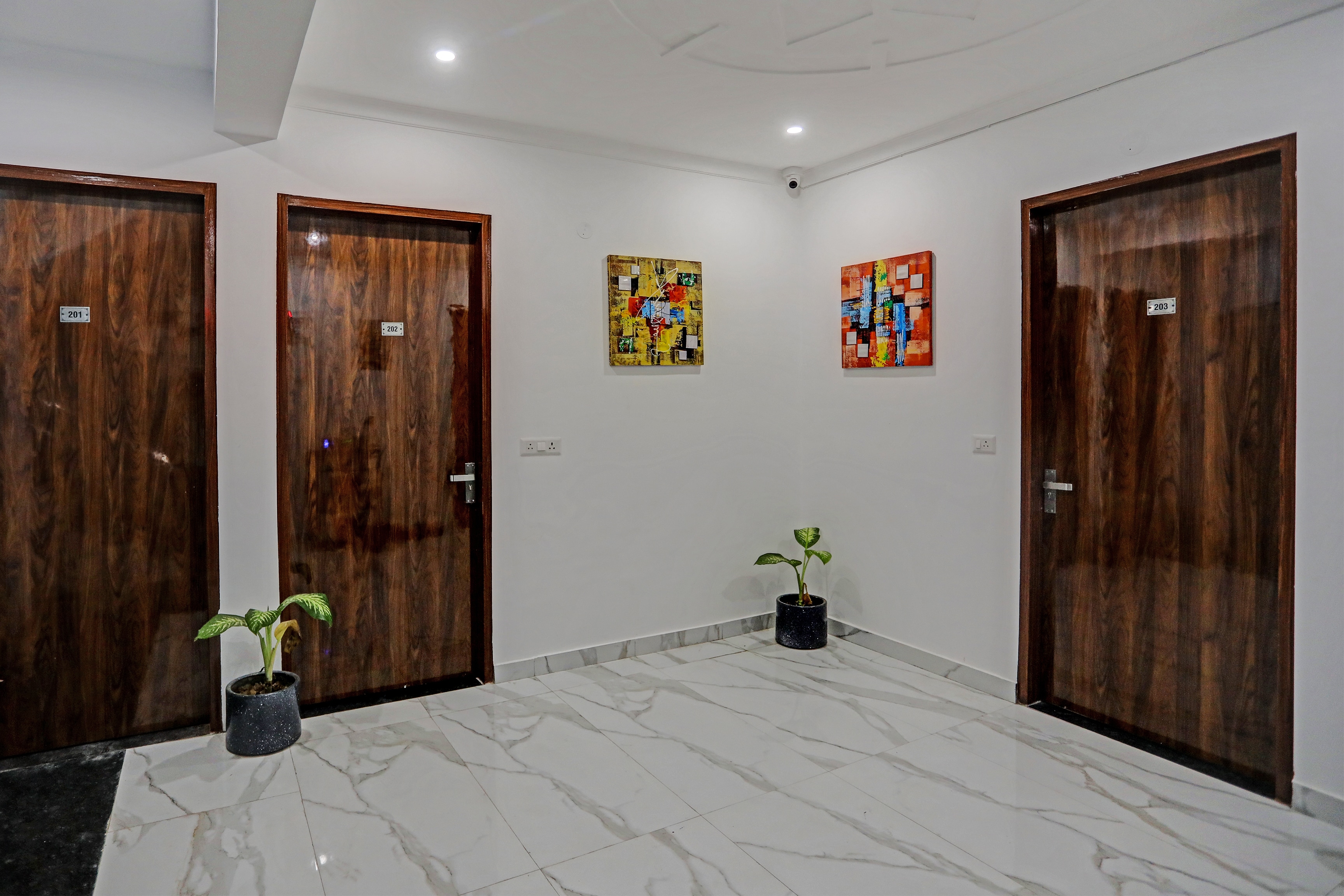 Collection O Kanchan Heritage, Collection O Gurgaon, Book @ ₹1102