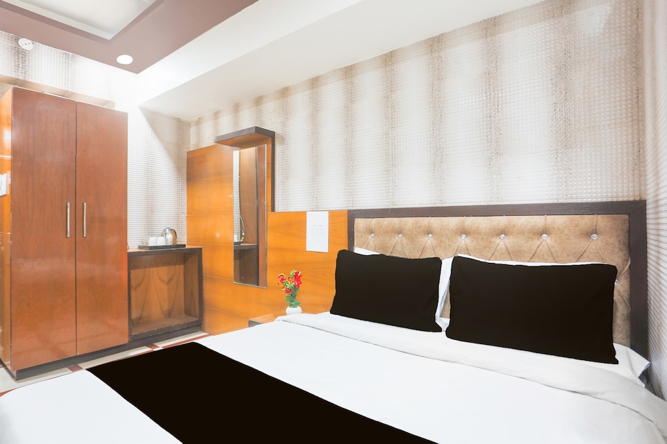 Super Hotel O Parao Formerly Cozy Inn, Ajmer Central, Ajmer