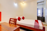 SPOT ON JL Residency