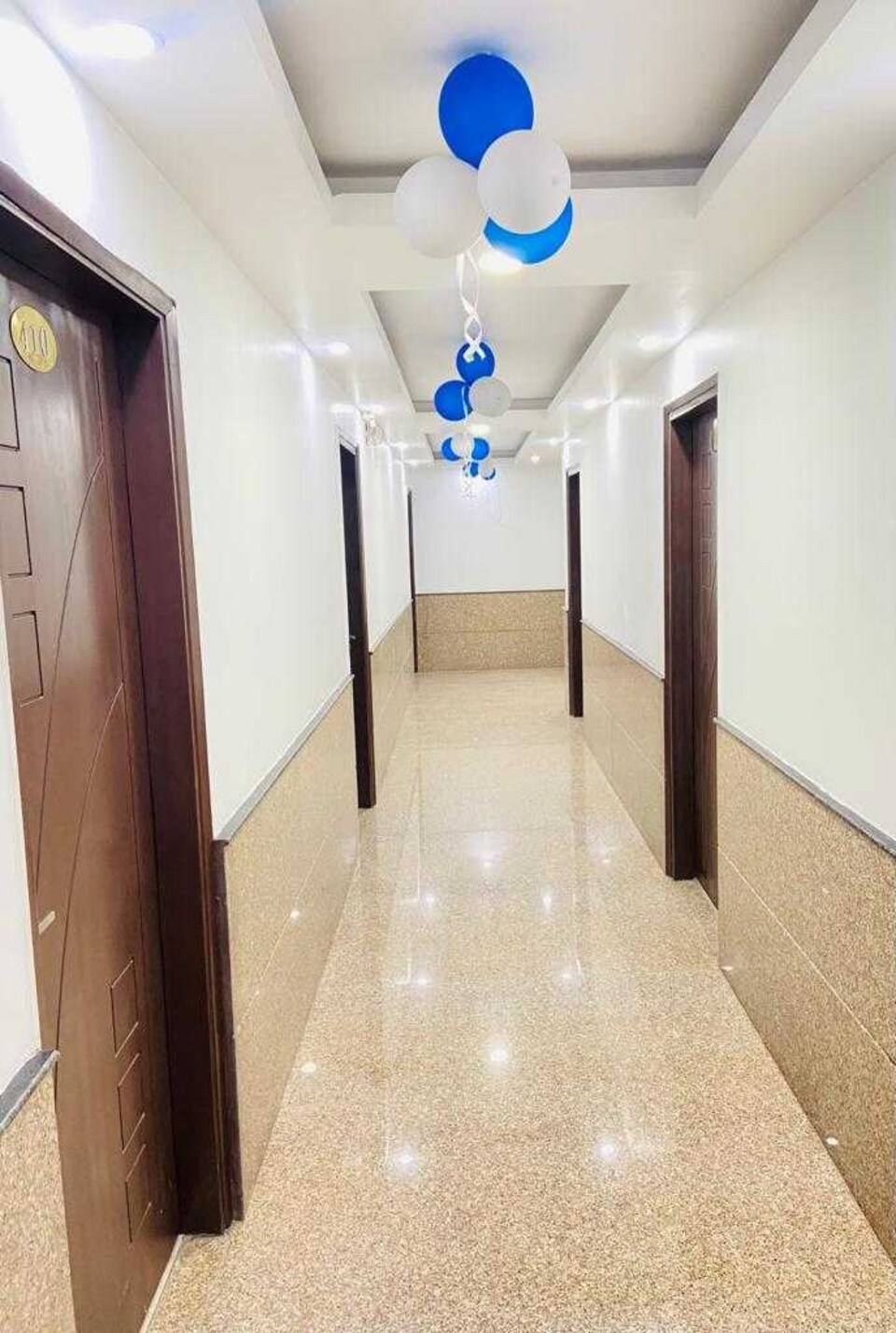 POP 81532J A.s Stay, Noida Expressway SEZ, Noida