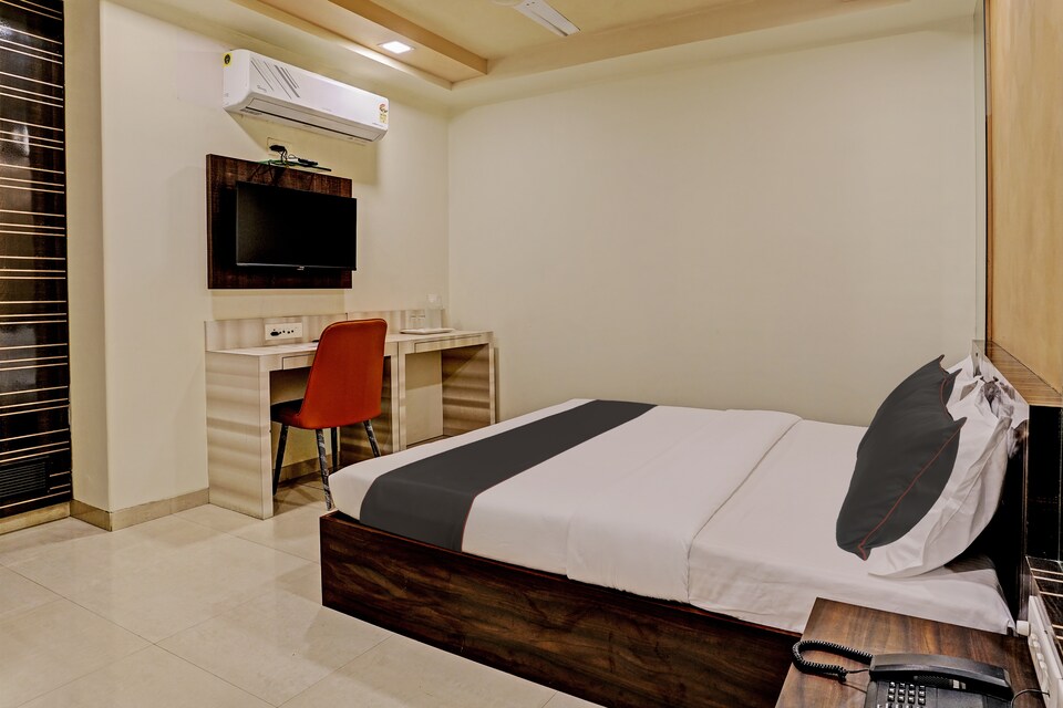 Collection O 815331 Hotel Galaxy Shelter, Mumbai Dadar-Worli-Parel, Mumbai