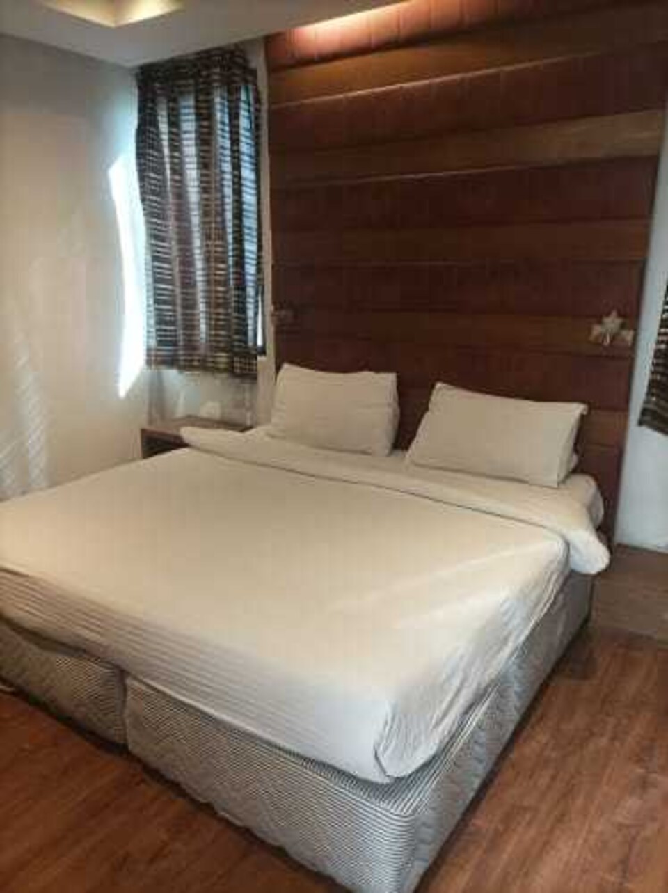 Live on DEL4595, Kalkaji Delhi, Delhi